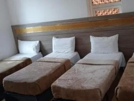 Al Haramine Apartment Медина Екстериор снимка